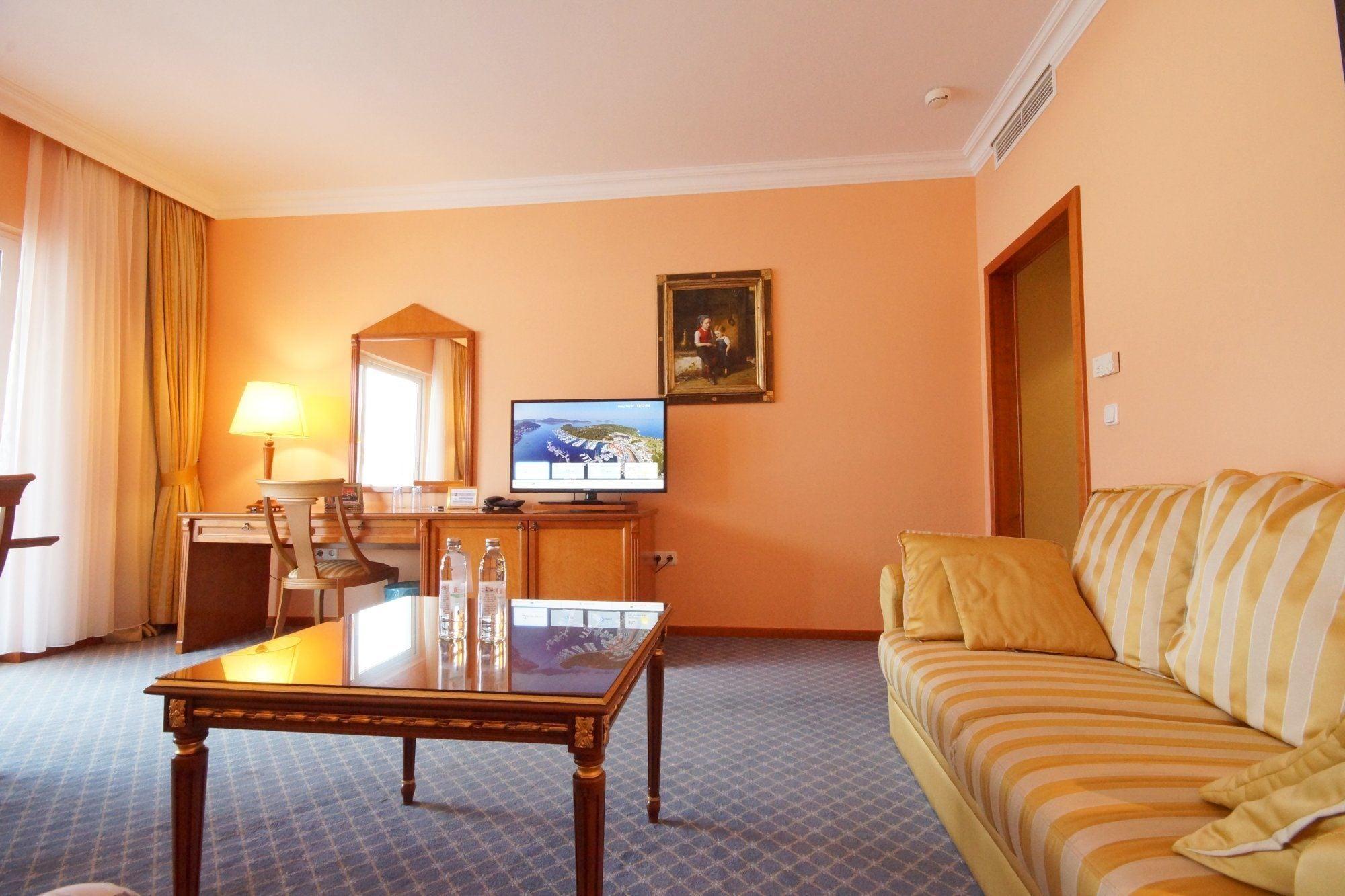 Marina Frapa Resort Rogoznica Екстериор снимка